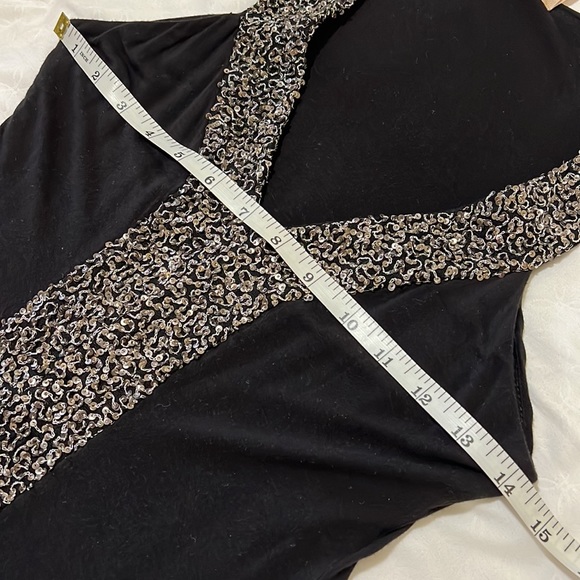 🦋 Beautiful, like new fitted top. - Picture 8 of 9